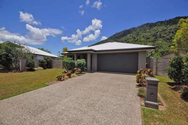 6 Alander Payet Close, Redlynch - Thumbnail 2