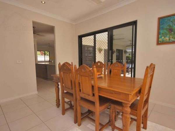 4 Bromell Close, Redlynch - Thumbnail 4