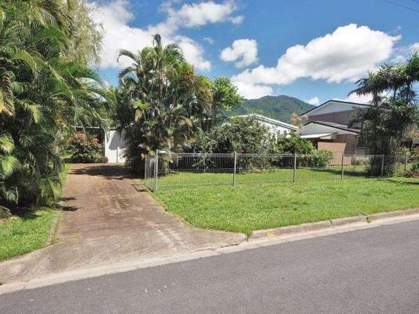 411 McCoombe Street, Mooroobool - Thumbnail 3