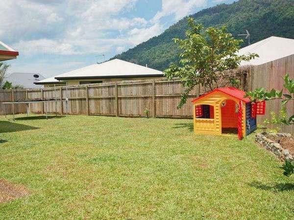 31 McBride Street, Redlynch - Thumbnail 2