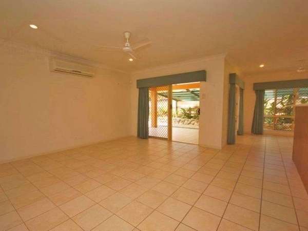 9 William Hickey St, Redlynch - Thumbnail 7