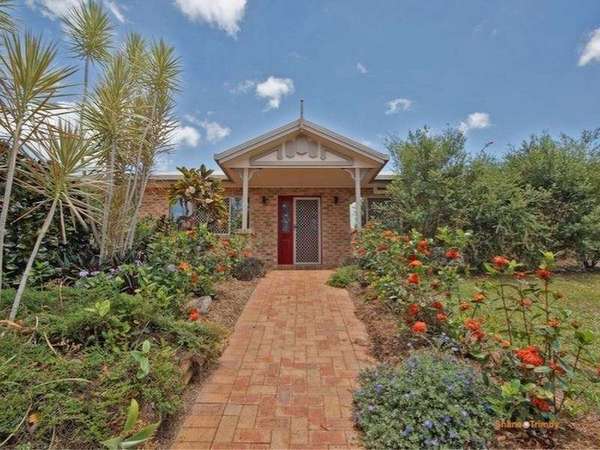 46 Barnard Drive, Mount Sheridan - Thumbnail 3