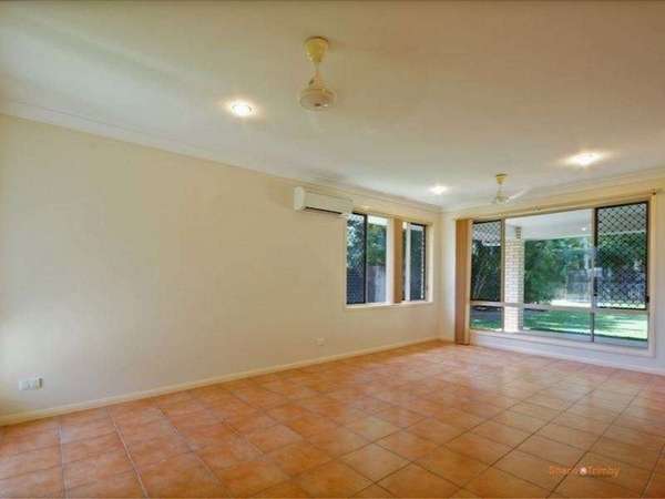 28 Meander Close, Brinsmead - Thumbnail 4