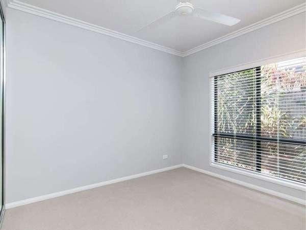 19 Derrick St, Redlynch - Thumbnail 6