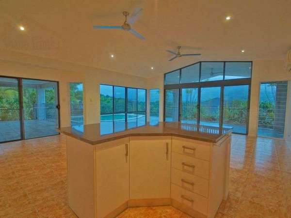 12 Taringa Street, Brinsmead - Thumbnail 2