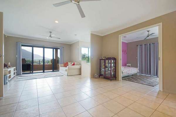 32 Fairley Street, Redlynch - Thumbnail 7