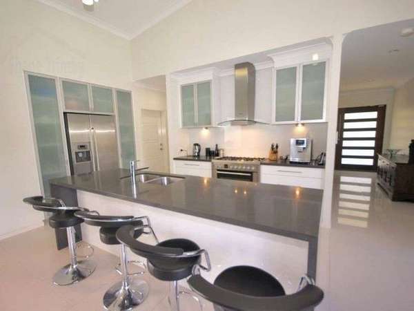 1 Sascha Close, Redlynch - Thumbnail 3