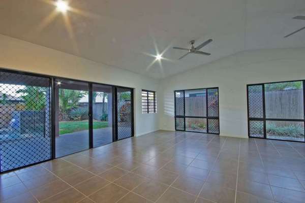 9 Craven St, Redlynch - Thumbnail 2