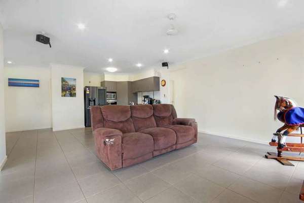 24 Heysen Close, Redlynch - Thumbnail 8