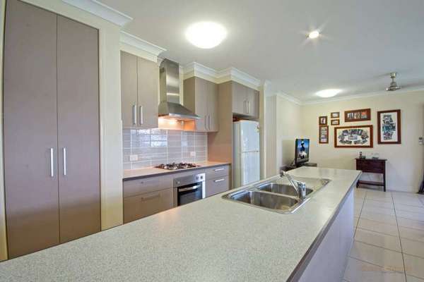 13 Mackerras Street, Redlynch - Thumbnail 7