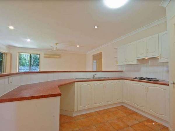 28 Meander Close, Brinsmead - Thumbnail 6