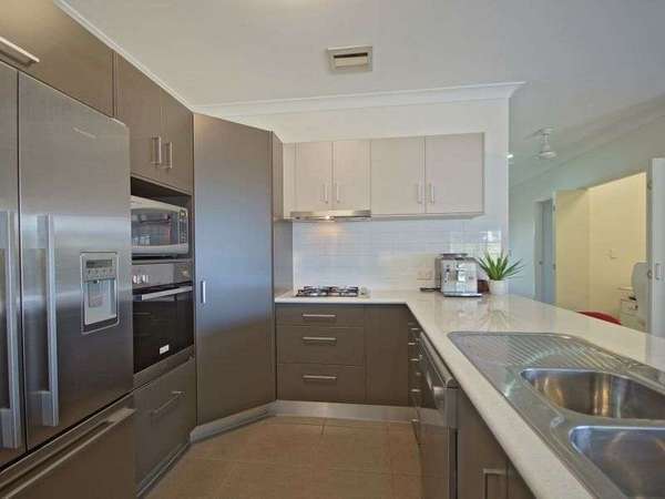 6 Alander Payet Close, Redlynch - Thumbnail 6
