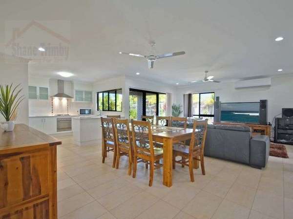 16 Sandridge Way, Trinity Park - Thumbnail 2
