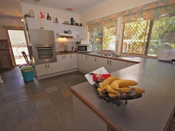 7 Krakatoa Close, Smithfield - Thumbnail 3