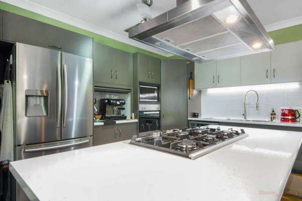 13 Willoughby Close, Redlynch - Thumbnail 8