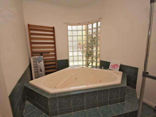 7 Krakatoa Close, Smithfield - Thumbnail 6