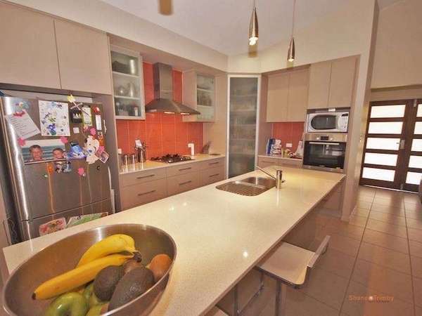 17 Kippin Close, Redlynch - Thumbnail 4