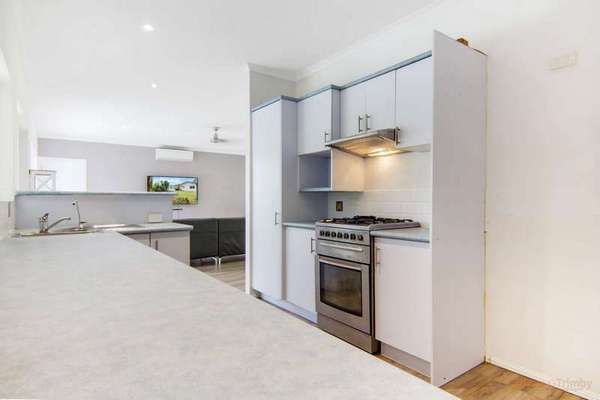 32 Majestic St, Kamerunga - Thumbnail 3