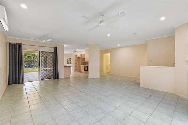 12 Ebony Street, Redlynch - Thumbnail 3