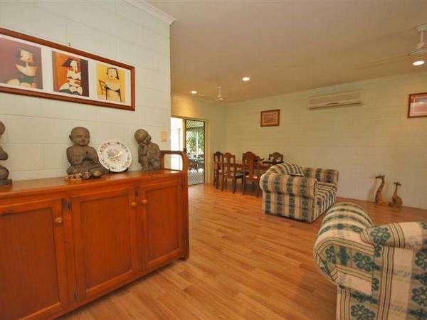 39 Village Terrace, Redlynch - Thumbnail 6