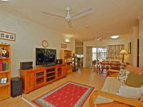 6 Hedley Close, Redlynch - Thumbnail 6