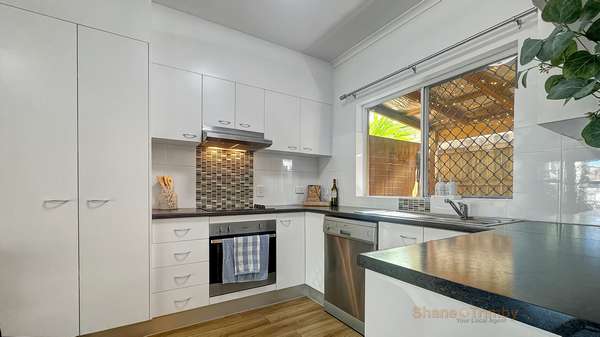 3/11-13 Short Street, Redlynch - Thumbnail 2
