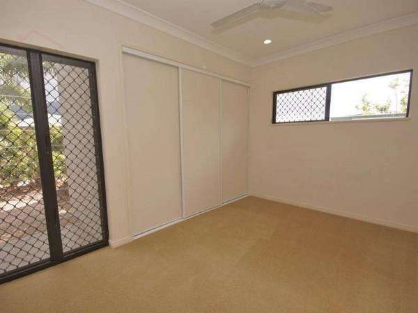 20 Redcap Bend, Trinity Park - Thumbnail 5