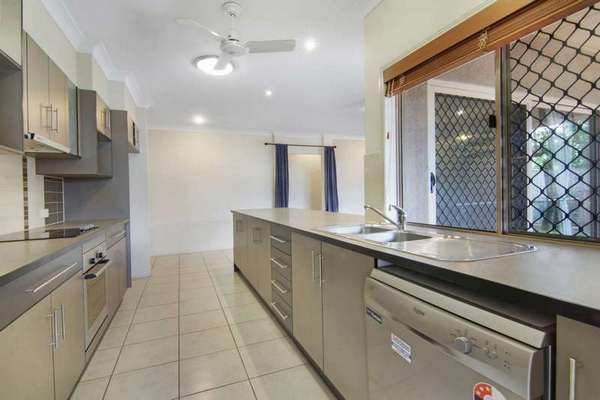 30 Lillipilli St, Redlynch - Thumbnail 2