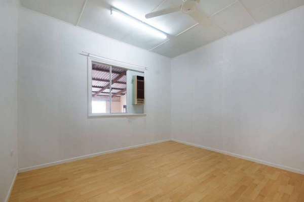 42 Collinson St, Westcourt - Thumbnail 6