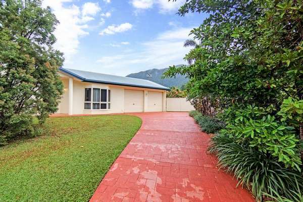 39 Village Terrace, Redlynch - Thumbnail 2