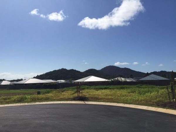 227 Marino Close, Redlynch - Thumbnail 2