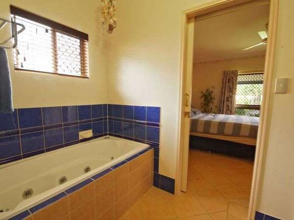 8 Red Ochre Street, Redlynch - Thumbnail 8