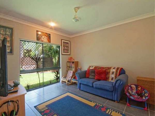 55 William Hickey Street, Redlynch - Thumbnail 5