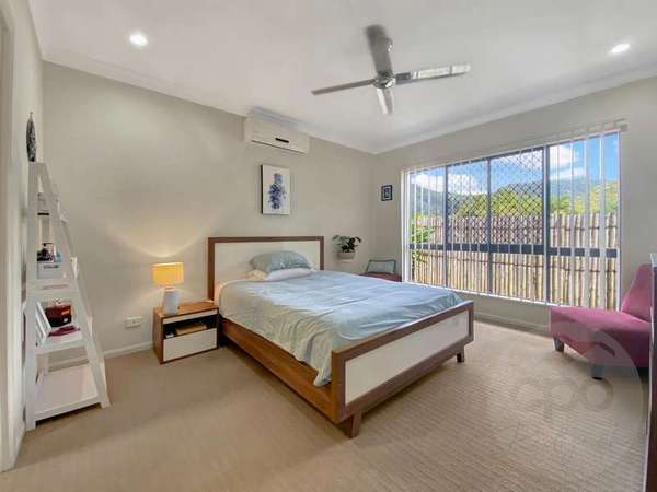 23 William Hickey Street, Redlynch - Thumbnail 7