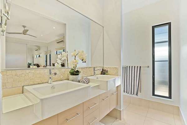 5 Lagoon Drive, Trinity Beach - Thumbnail 5