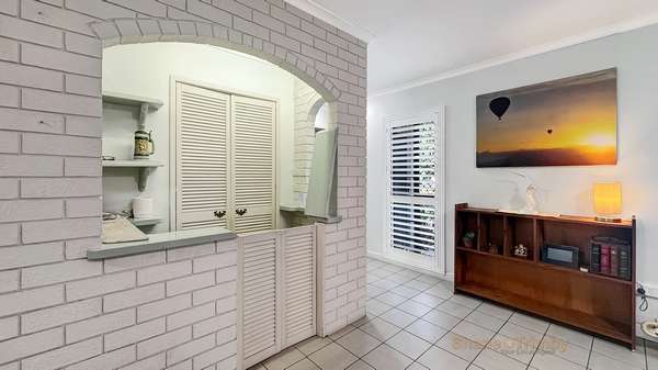 35 Pepperina St, Mooroobool - Thumbnail 8