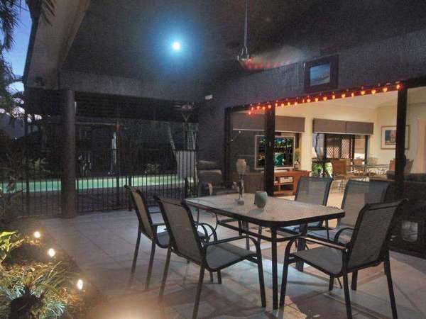 6 Yvette Court, Brinsmead - Thumbnail 2