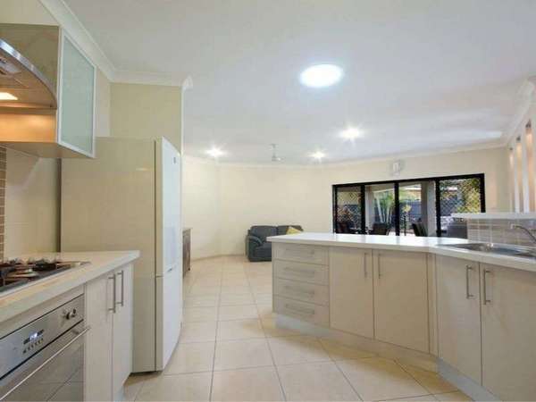 42 Tyrconnell Cres, Redlynch - Thumbnail 8