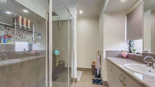 34 Willoughby Close, Redlynch - Thumbnail 8