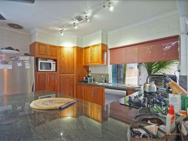 40-42 Old Smithfield Road, Freshwater - Thumbnail 3
