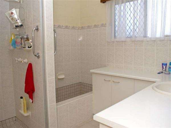 BAYVIEW HEIGHTS QLD, 4868, Bayview Heights - Thumbnail 6