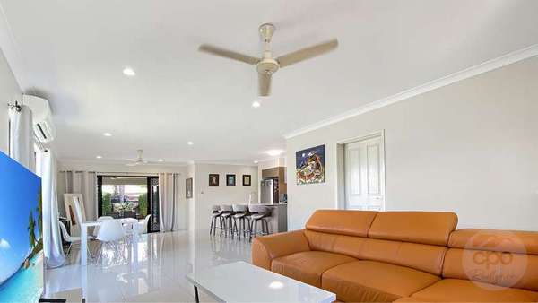 1 Carter Close, Smithfield - Thumbnail 2