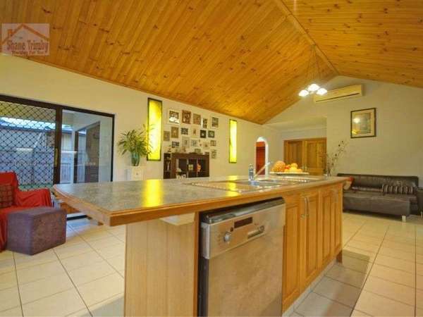 61 Jungara Road, Redlynch - Thumbnail 7