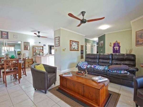 8 Satinash Close, Redlynch - Thumbnail 4