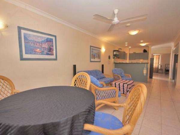 72 Kowinka Street, White Rock - Thumbnail 3