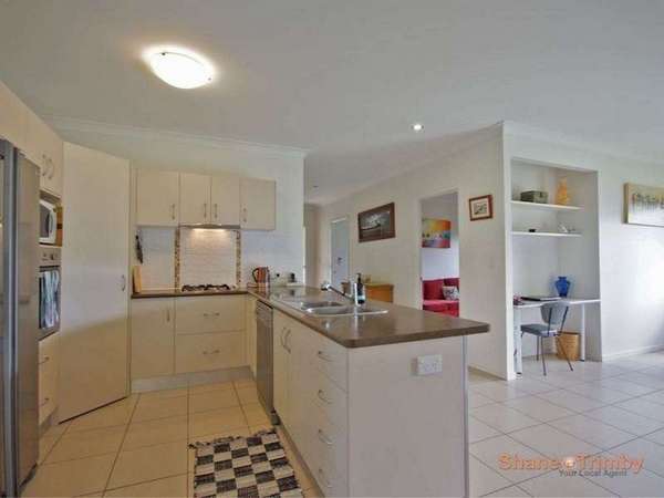 9 Alander Payet Close, Redlynch - Thumbnail 8