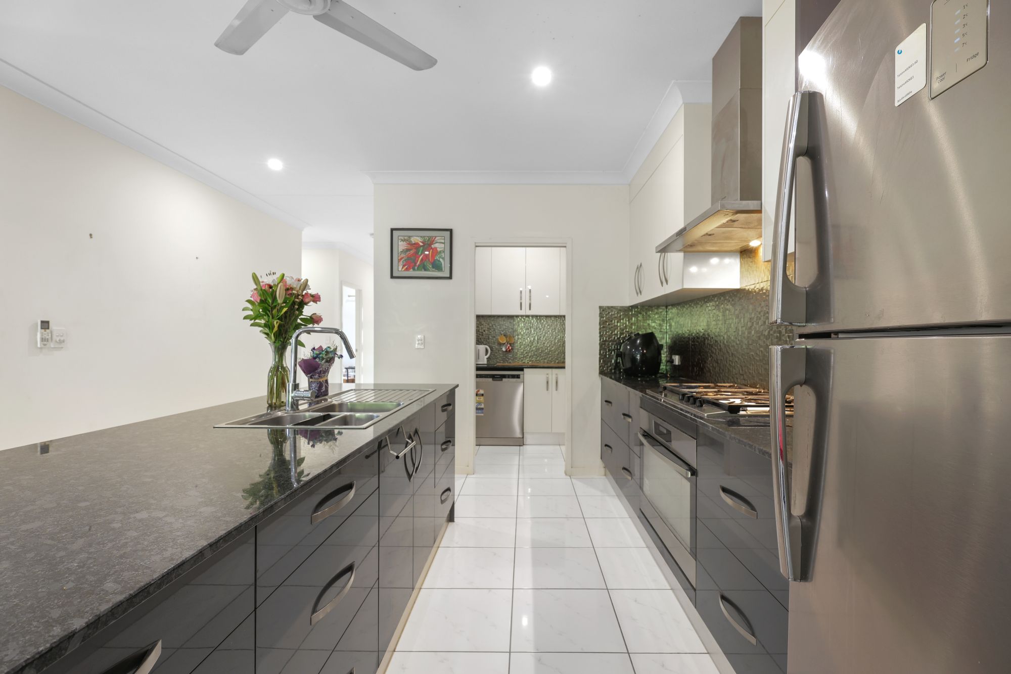 11 Marino Close, Redlynch - Thumbnail 3