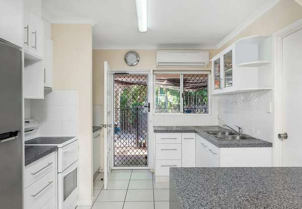 5/18-20 Adair Street, Yorkeys Knob - Thumbnail 5