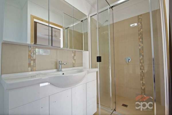 215 Harvey Road, Redlynch - Thumbnail 8