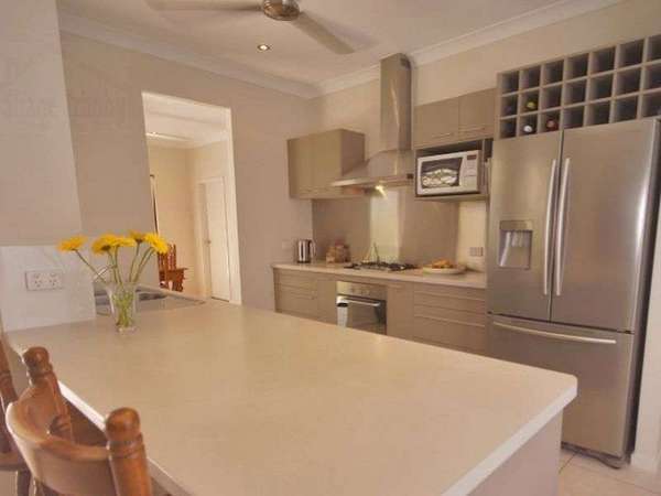 4 Bromell Close, Redlynch - Thumbnail 7
